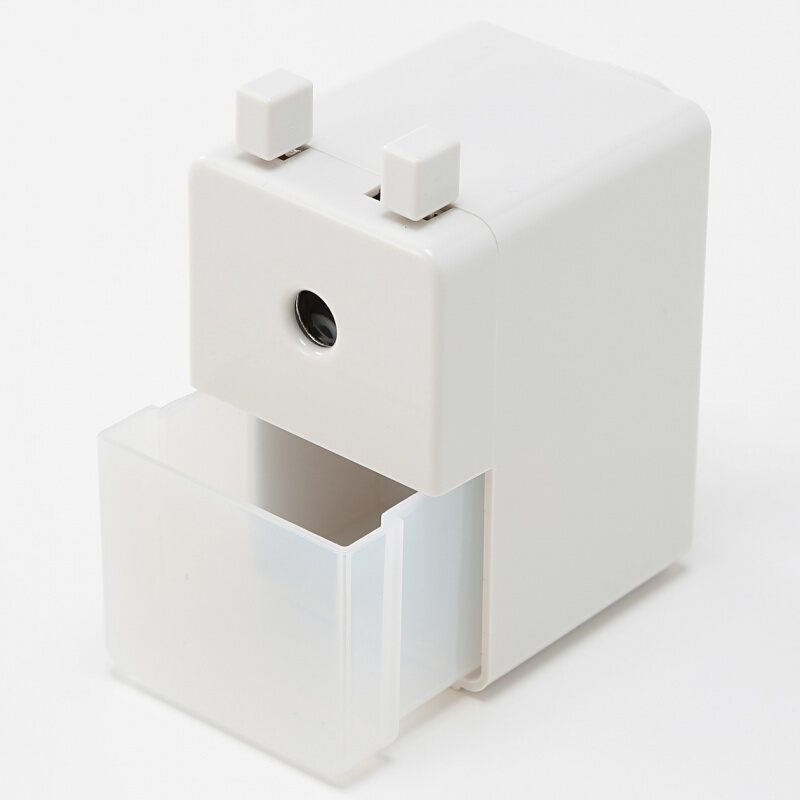 無印良品 MUJI  手動卷筆刀_http://m.bzsa.cn/img/images/C201903/1552373971348.jpg