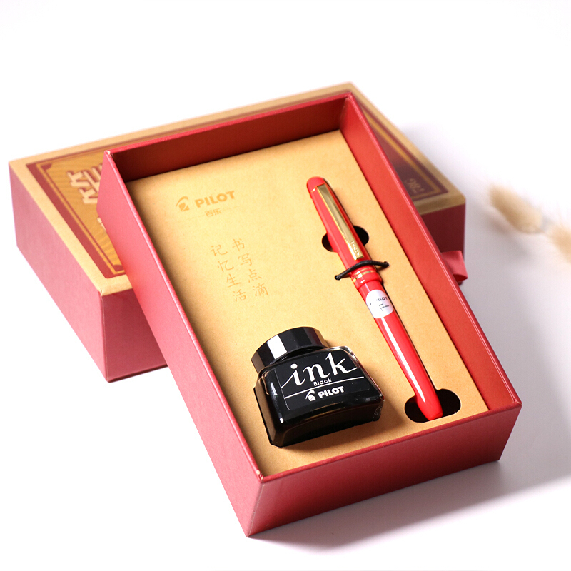 百樂(lè)（PILOT）FP-78G+鋼筆套裝   商務(wù)簽字筆練字送禮鋼筆墨水復(fù)古禮盒裝 (F尖紅色)_http://m.bzsa.cn/img/images/C201910/1571125715389.jpg