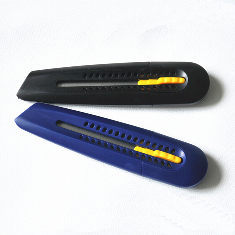 馬培德（（Maped） ） 018035 美工刀_http://m.bzsa.cn/img/sp/142/6fe1212b-0ac5-49e3-bf2c-639e22f3ae56.jpg