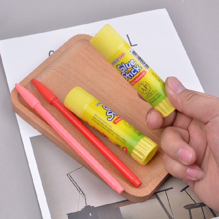 南韓（（Glue Stick）） 35G 高粘度固體膠/膠棒_http://m.bzsa.cn/img/sp/150/31004bff-6c53-4d55-988e-f78c051b6bf6.jpg