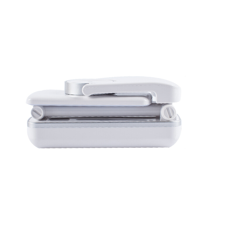 晨光（M&G） AEA98532 LED旋轉(zhuǎn)折疊護(hù)眼臺(tái)燈(便攜式)_http://m.bzsa.cn/img/sp/418/565de458-8e64-485d-a4be-d899b5742cdf.jpg