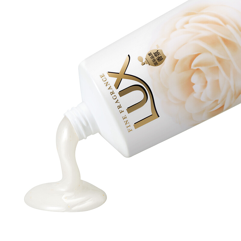 力士（LUX） 嬌膚沐浴露滋養(yǎng)柔膚720ml_http://m.bzsa.cn/img/sp/426/4e5e10b2-846d-4ad9-88f5-2e5ce790c3ae.jpg