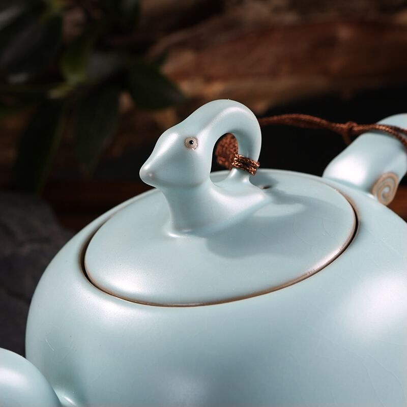 東道汝窯 功夫茶具套裝 吉羊如意茶組/限量版（天青色）_http://m.bzsa.cn/img/sp/437/4904ef3b-146b-423b-80e9-8f1eeb8077a3.jpg