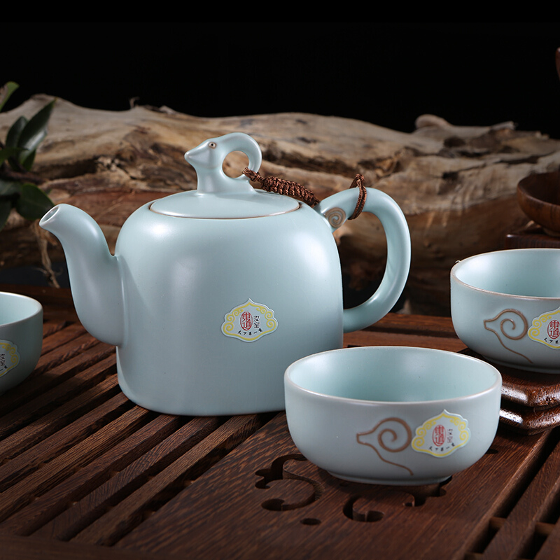 東道汝窯 功夫茶具套裝 吉羊如意茶組/限量版（天青色）_http://m.bzsa.cn/img/sp/437/51e74764-471b-4d35-a664-e85c97f7950e.jpg