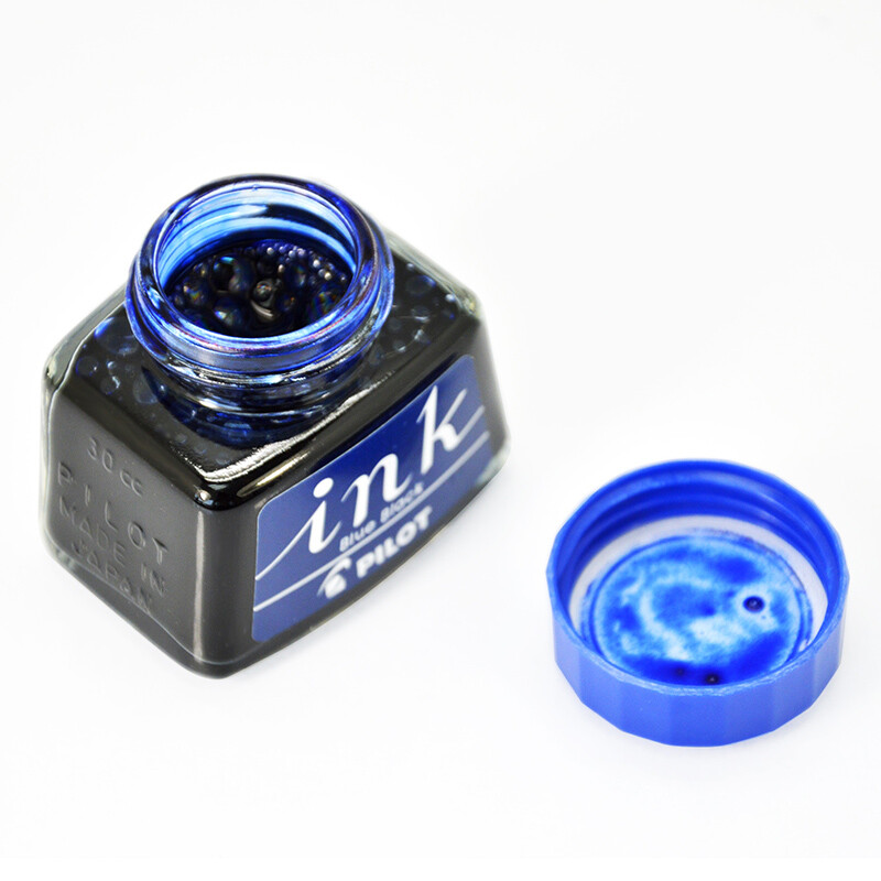 百樂（PILOT）非碳素墨水 不堵筆鋼筆墨水30ml 藍黑INK-30-BB_http://m.bzsa.cn/newimg/C202209/1662541080611.jpg